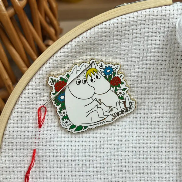 Moomin | Needle Minder Snorkmaiden & Moomintroll