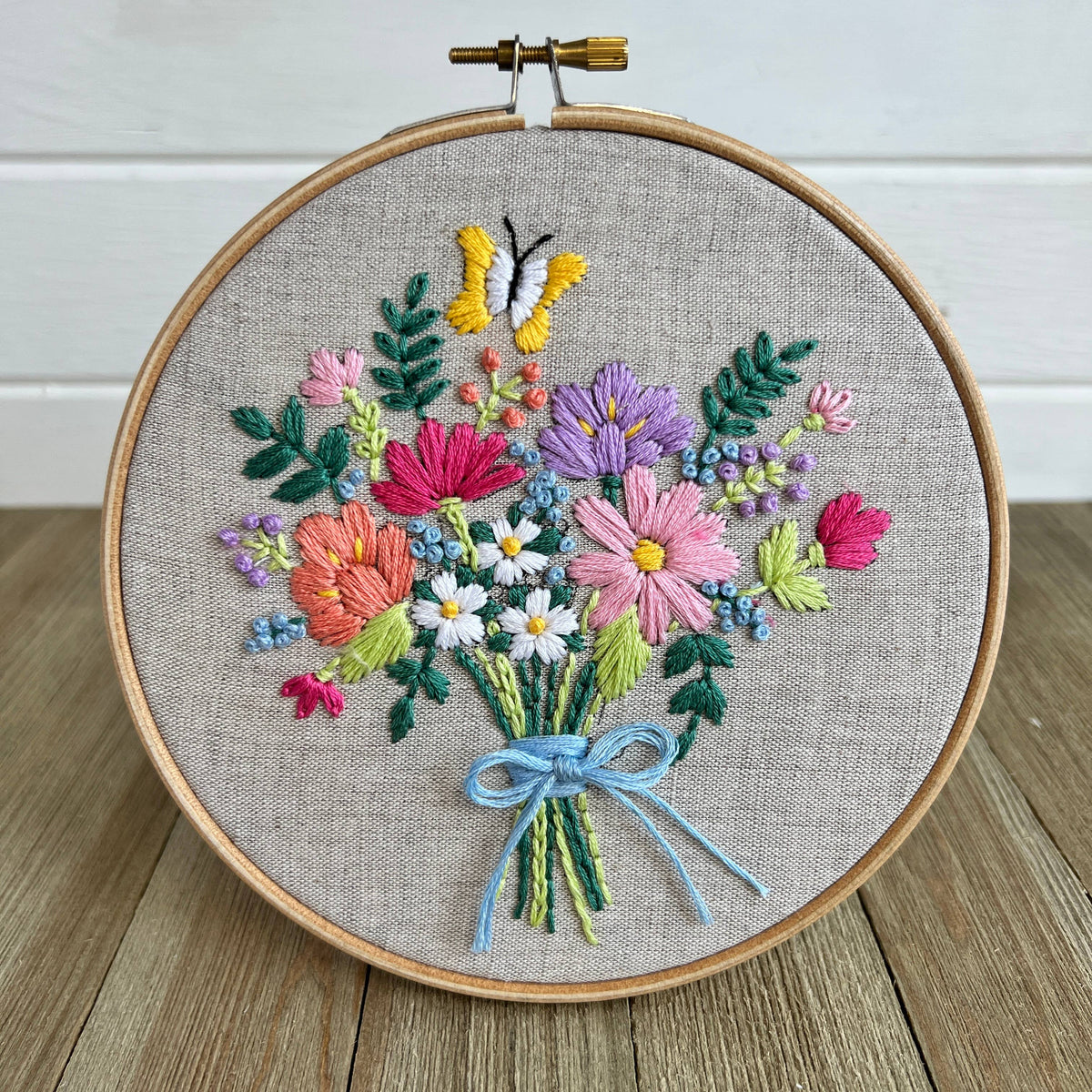 I Heart Stitch Art | Flowers | Embroidery Kit