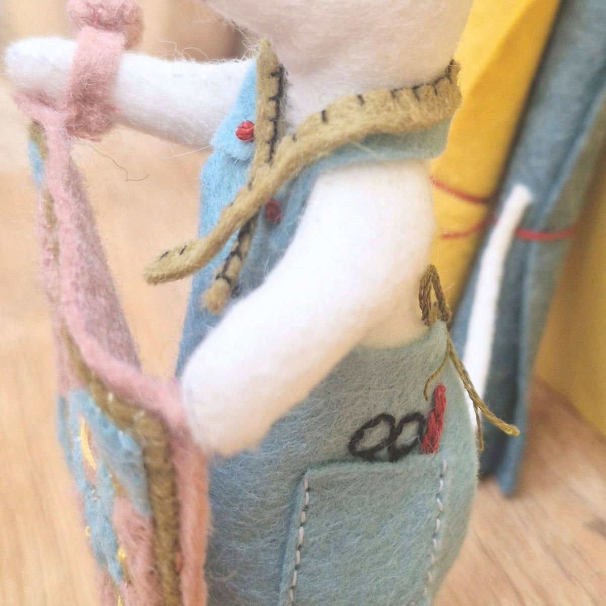 Corinne Lapierre Felt Kit | Little Mouse makes a Quilt