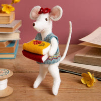 Corinne Lapierre Felt Kit | Little Mouse The Librarian