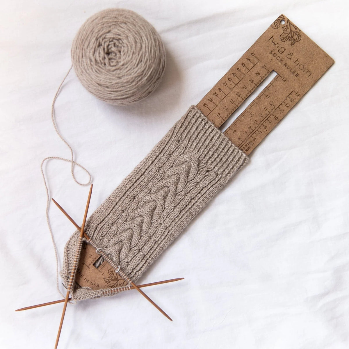 Twig and Horn | Sock sizing ruler